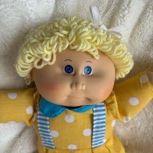 SOLD Cabbage Patch Kid Girl